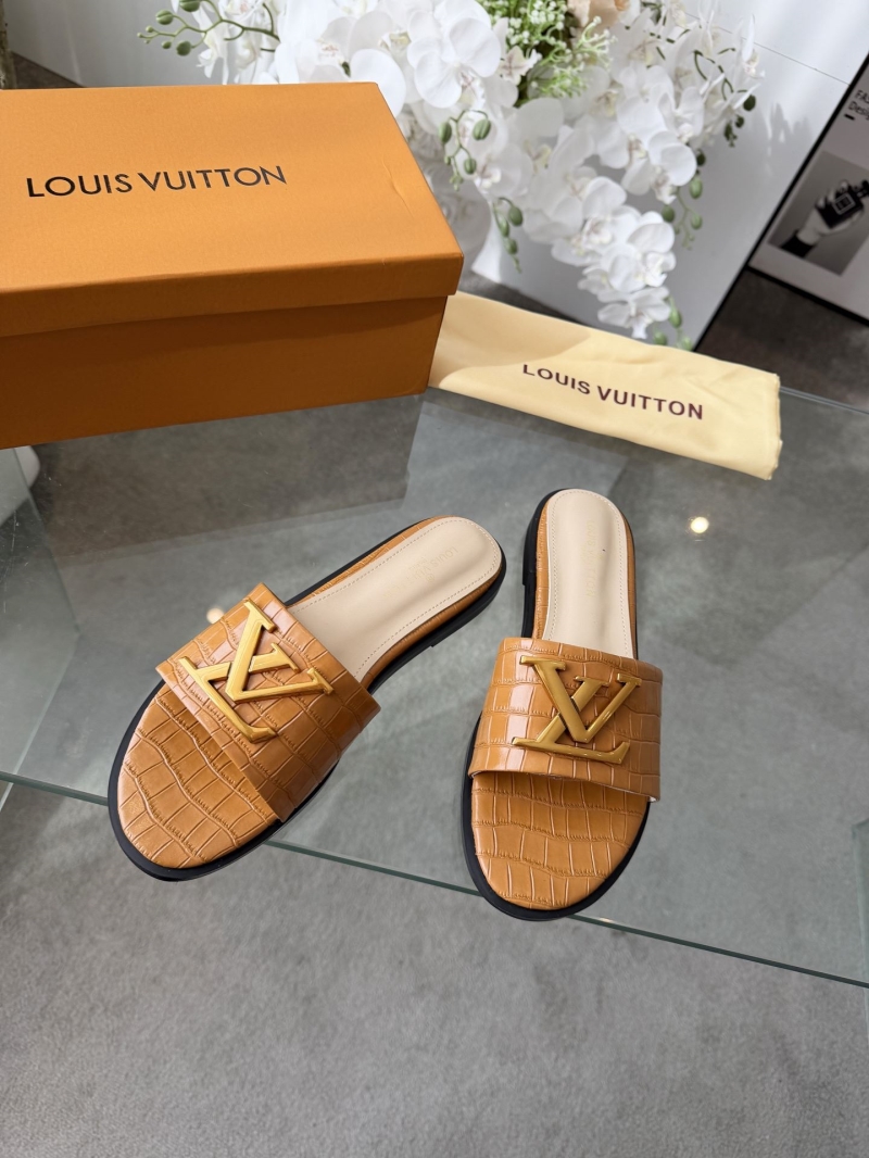 l0vis Vvtt0n slippers